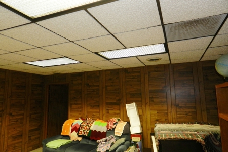 Floormasters Inc Commercial Building W/Upstairs Apartment - image 29