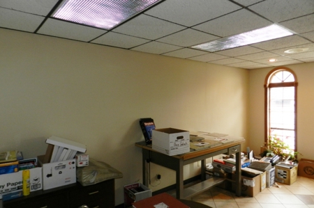 Floormasters Inc Commercial Building W/Upstairs Apartment - image 30