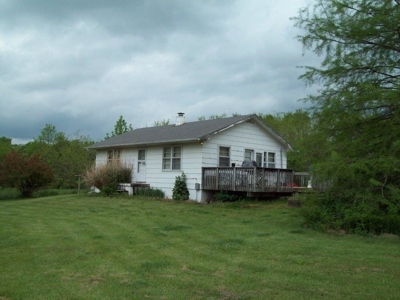 House & Shop on 13.84 ac m/l Online Only Auction Callaway Co - image 1