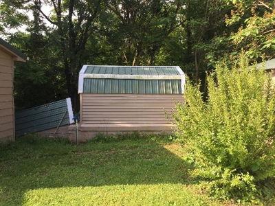 3 Bedroom Country Home in Ky at Auction - image 1