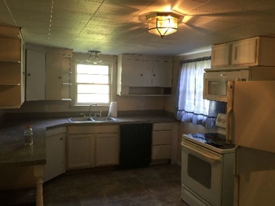 3 Bedroom Country Home in Ky at Auction - image 9