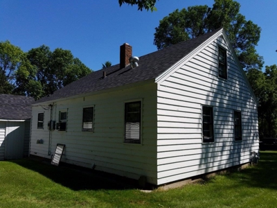 ABSOLUTE REAL ESTATE Residential Home w/Beautiful Lot - image 25