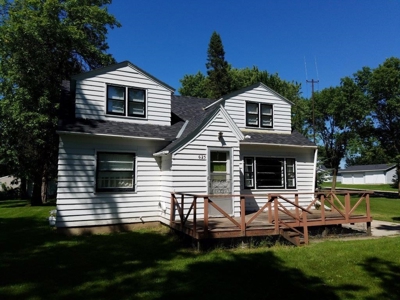 ABSOLUTE REAL ESTATE Residential Home w/Beautiful Lot - image 2