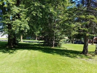 ABSOLUTE REAL ESTATE Residential Home w/Beautiful Lot - image 20