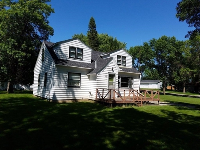 ABSOLUTE REAL ESTATE Residential Home w/Beautiful Lot - image 27
