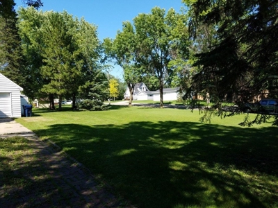 ABSOLUTE REAL ESTATE Residential Home w/Beautiful Lot - image 13
