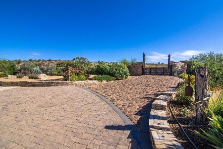 Az Ranch Auction Equine Oasis On 83 Acres - image 7