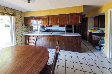 Country Estate Auction - Two Homes & Acreage in Rolla, MO - image 15