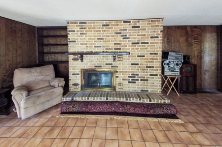 Country Estate Auction - Two Homes & Acreage in Rolla, MO - image 18