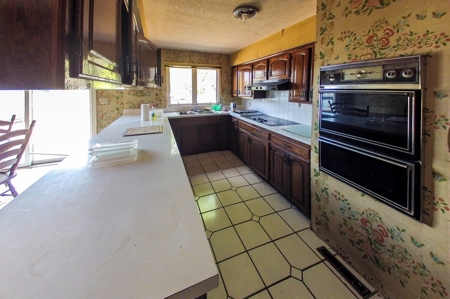 Country Estate Auction - Two Homes & Acreage in Rolla, MO - image 14