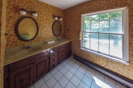 Country Estate Auction - Two Homes & Acreage in Rolla, MO - image 9