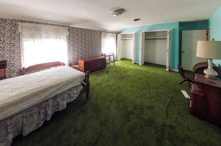 Country Estate Auction - Two Homes & Acreage in Rolla, MO - image 27
