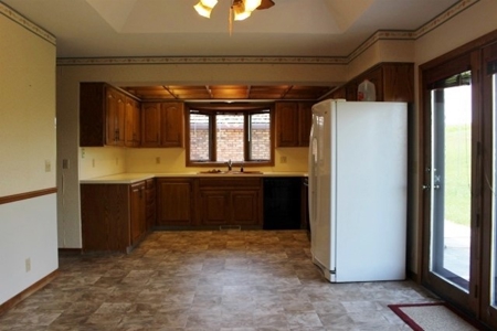 Acreage with Home - image 4
