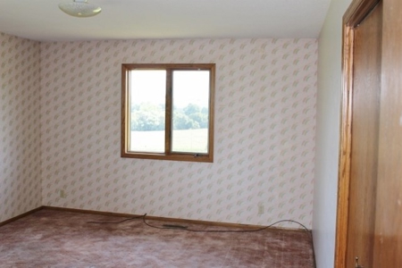Acreage with Home - image 10