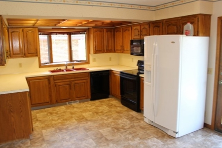 Acreage with Home - image 5