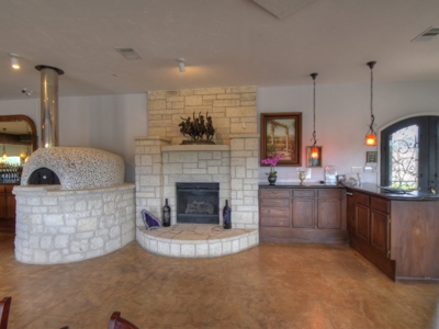 Lost Creek Vineyard & Bistro Real Estate Auction - image 6