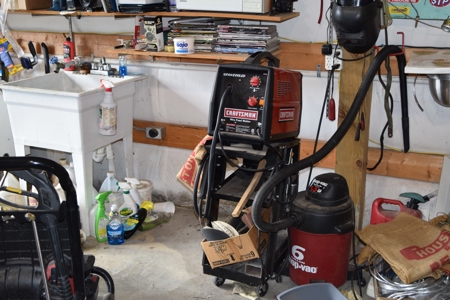 AUCTION Home/cars/personal property Sale in Hawkins CO TN - image 26