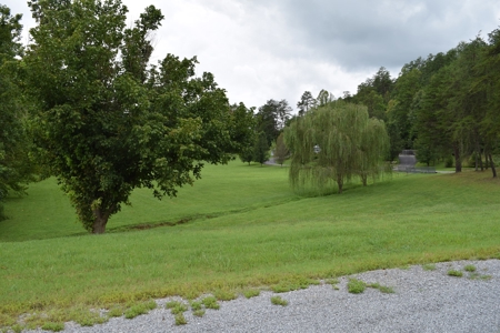 AUCTION Home/cars/personal property Sale in Hawkins CO TN - image 9