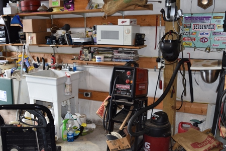 AUCTION Home/cars/personal property Sale in Hawkins CO TN - image 25