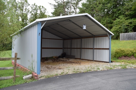 AUCTION Home/cars/personal property Sale in Hawkins CO TN - image 4