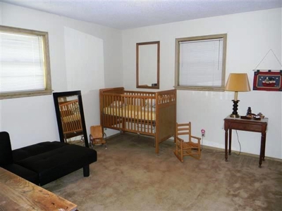 Home with Outbuildings for Sale - Clinton, OK - image 12