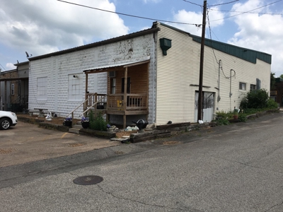 Commercial Building & Contents/5.3 Acre Tract Auction - image 23