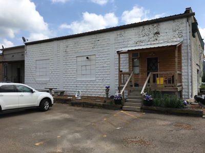 Commercial Building & Contents/5.3 Acre Tract Auction - image 24