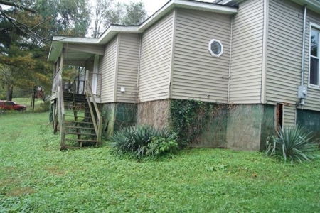 Country Home in Rocky Hill Ky Selling at Auction - image 18