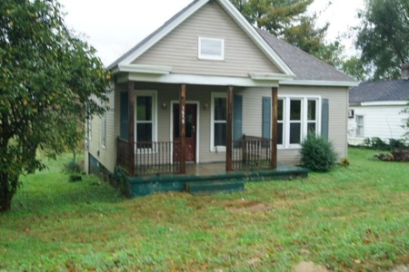 Country Home in Rocky Hill Ky Selling at Auction - image 1