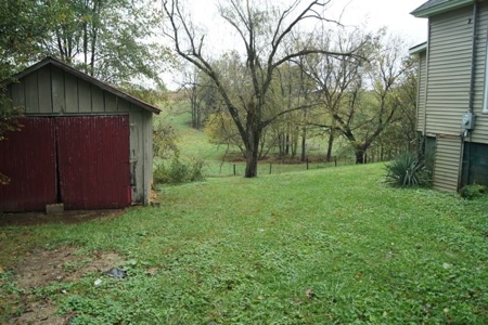Country Home in Rocky Hill Ky Selling at Auction - image 17