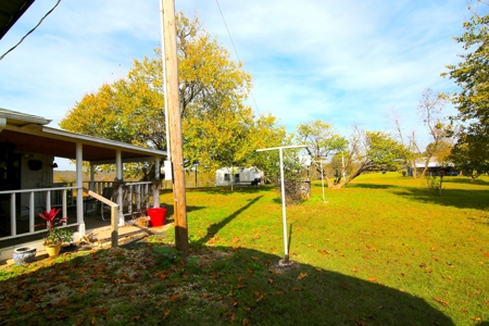 Country Home in the Ozarks For Sale - image 3