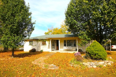 Country Home in the Ozarks For Sale - image 6