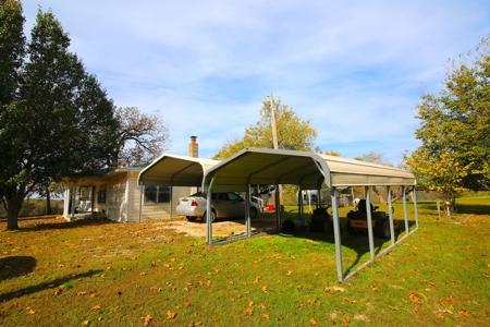 Country Home in the Ozarks For Sale - image 2
