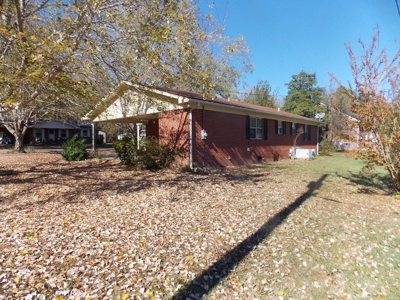 Home in Town on Corner Lot for Auction - image 4