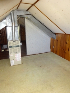 Minimum Opening Bid Real Estate Auction in Meriden, KS - image 26