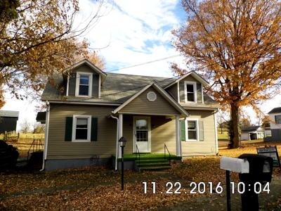 ABSOLUTE AUCTION. HOME IN PERRYVILLE KY JAN 21 2017 10:30 am - image 1