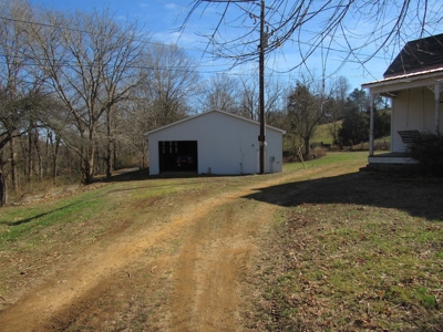 Country Home Absolute Auction - image 5