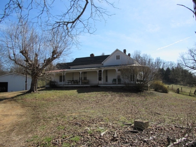Country Home Absolute Auction - image 3