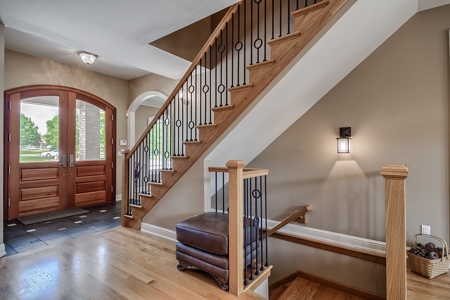 Luxury Multi-Generational Family Estate & Acreage Auction - image 12