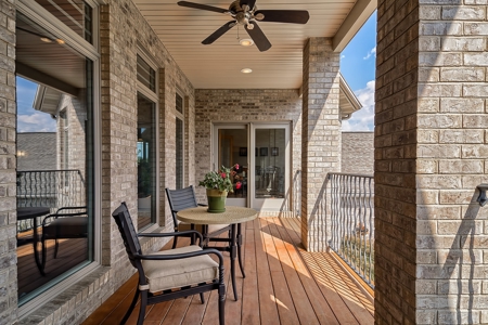 Luxury Multi-Generational Family Estate & Acreage Auction - image 7