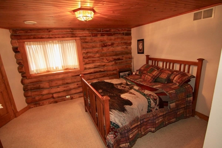 Green Lake Log Home and Land Live Auction - image 24