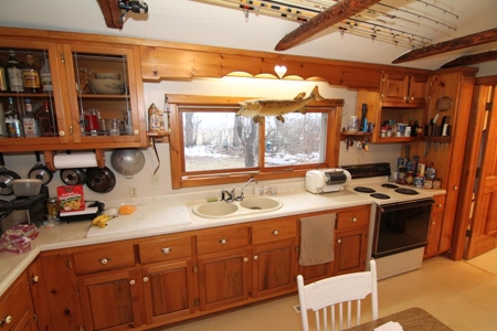 Green Lake Log Home and Land Live Auction - image 42