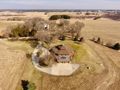 Green Lake Log Home and Land Live Auction - image 1