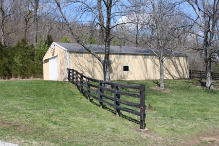 Country home / 32 acres, equine, cattle and recreational use - image 11