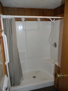 3 bedroom 2 bath Home for Sale in Thomas, Oklahoma - image 6
