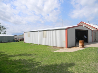 3 bedroom 2 bath Home for Sale in Thomas, Oklahoma - image 16