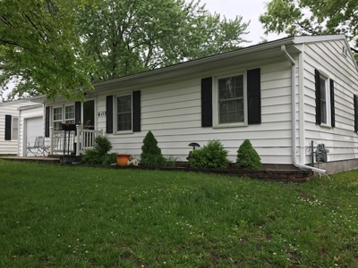 Public Auction - 605 S. Hutchinson, Salisbury MO - image 2
