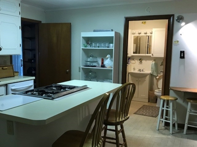 Public Auction - 605 S. Hutchinson, Salisbury MO - image 7