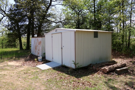 Hunting Land Cabin Home For Sale Oklahoma Hughes County - image 23