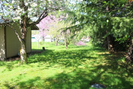 Grants Pass Oregon Country Home Not Far From Town - image 33